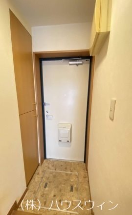 ラクシャリー　ステージ 玄関