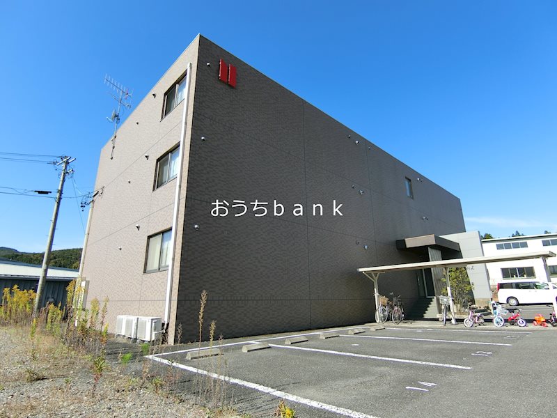 ハートフルマンションi 外観