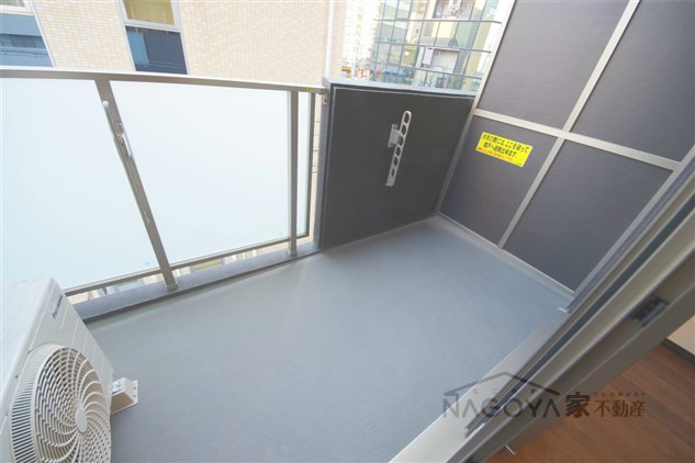 MINA葵 ベランダ