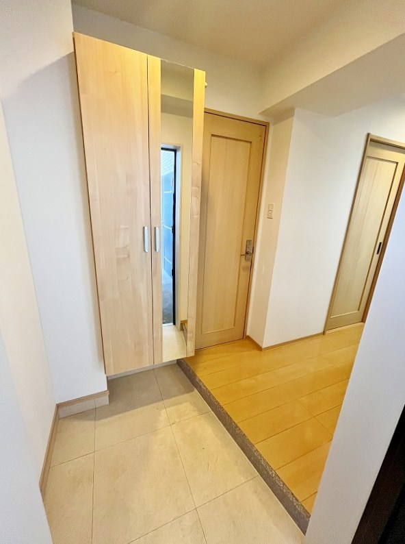 ラ・フェリス下到津 玄関