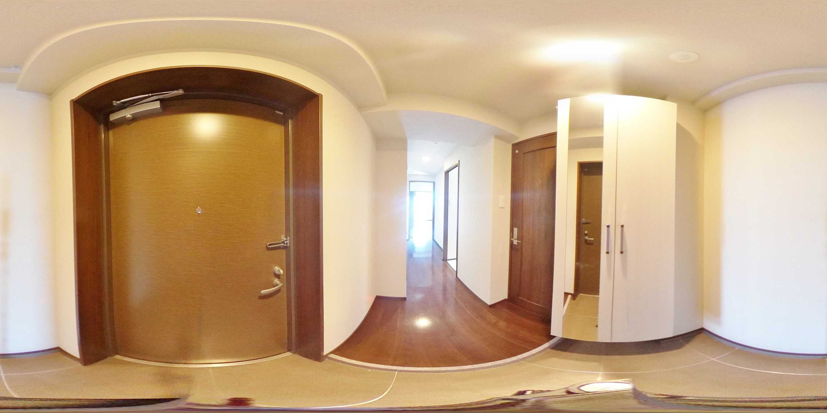 ラ・フェリス下到津 玄関