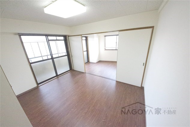 WIN大須 ベッドルーム