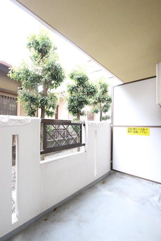 グレース・ワン ベランダ