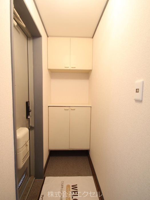グランドールミツトヨ 玄関