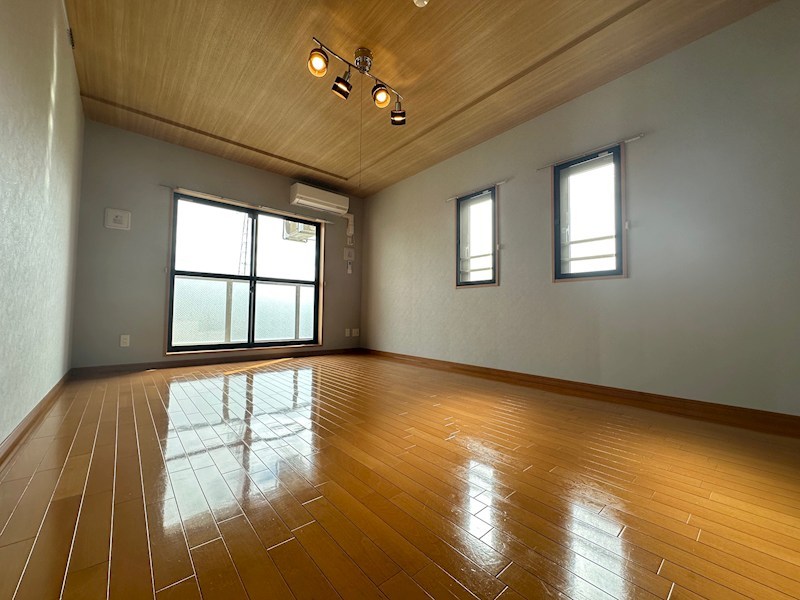 クレインステージ鶴見 リビング