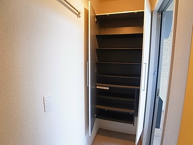 リビングタウン南花島 Ｂ その他10