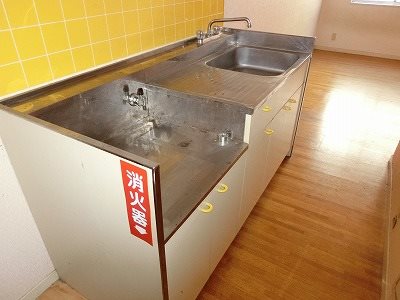 エステートピアいずみ キッチン