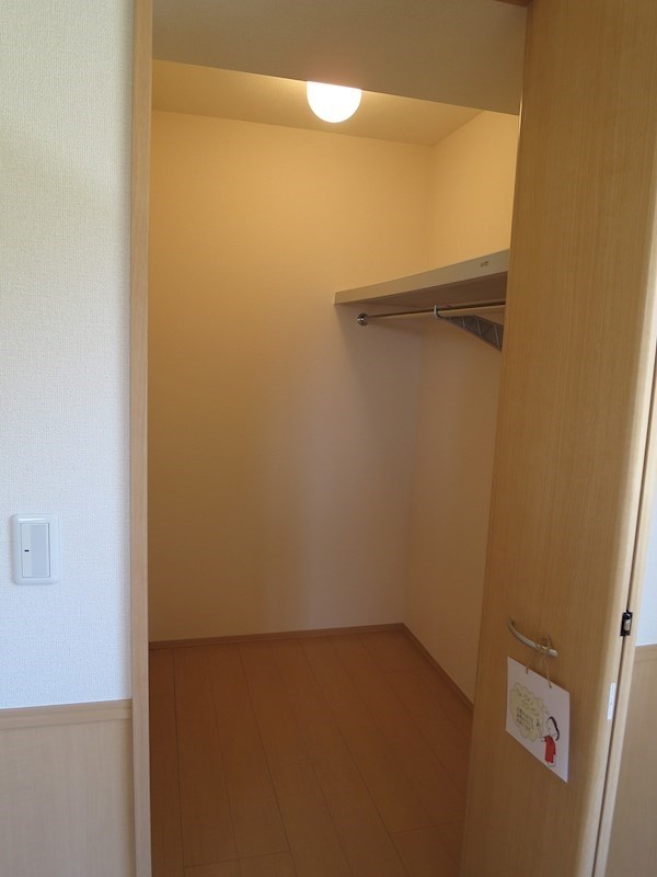 茨城県土浦市木田余東台４丁目 収納