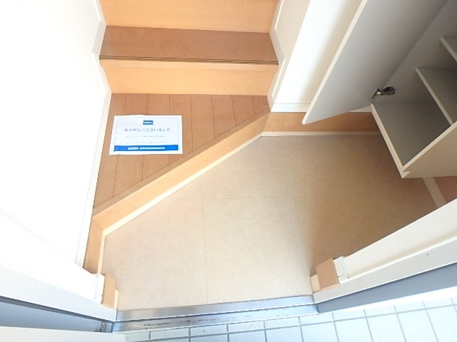 ﾃﾞｨｱｺｰﾄ(稲城市) 玄関