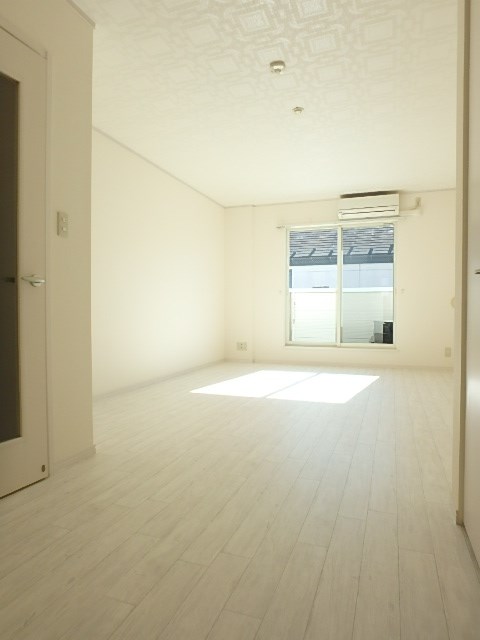 ﾃﾞｨｱｺｰﾄ(稲城市) リビング