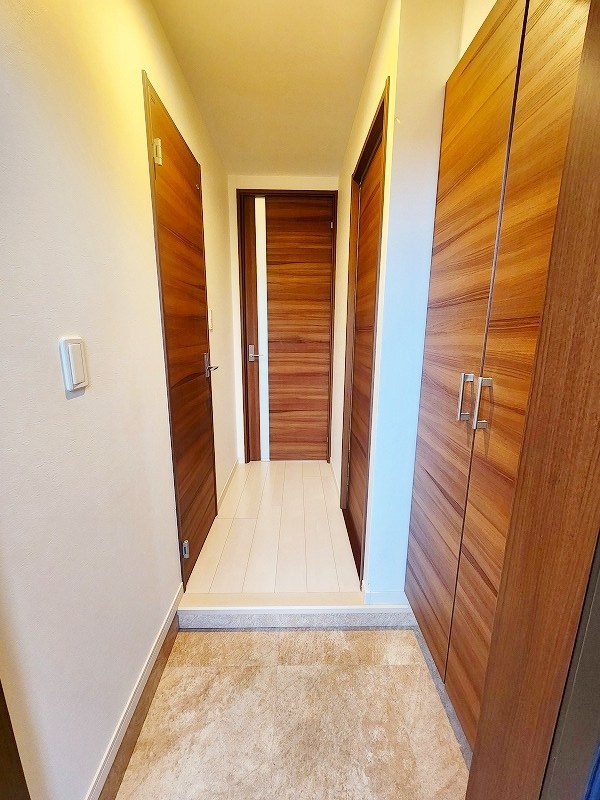 The Square・Grand Residence(ザ・スクエア グランドレジデンス) 玄関