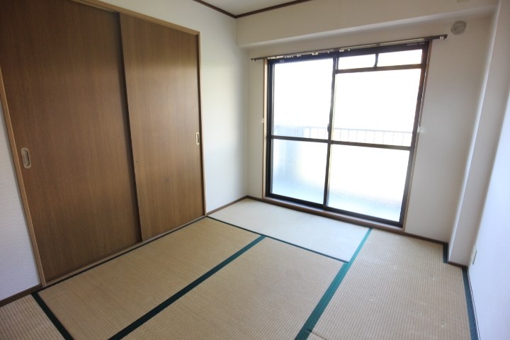 メゾンドルミエール妙法寺 ベッドルーム
