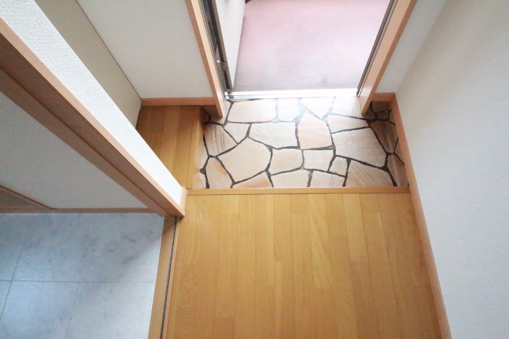 牛久中央ビル 玄関