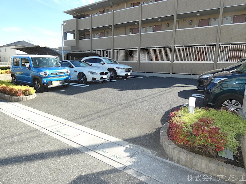 エクセレント 駐車場