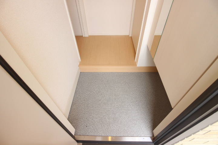 コンフォールNagura 玄関