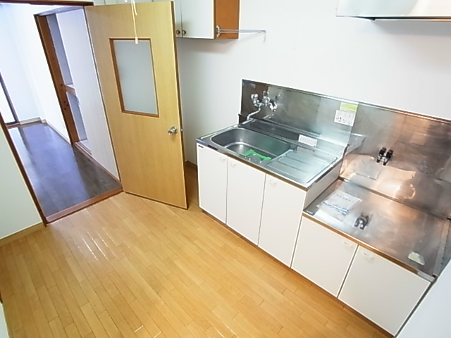 ジュネパレスコスギ リビング