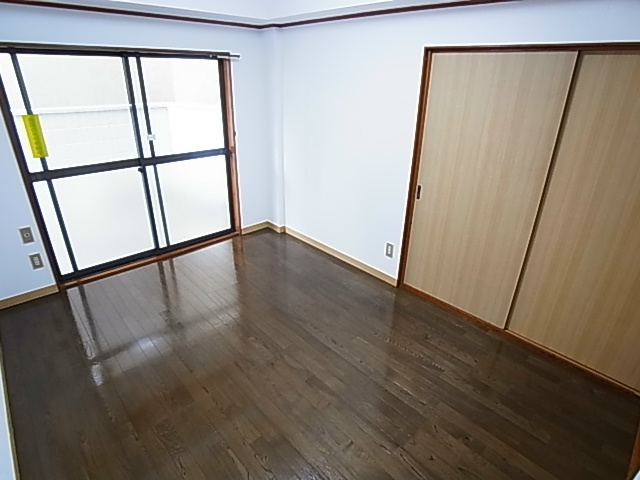 ジュネパレスコスギ ベッドルーム