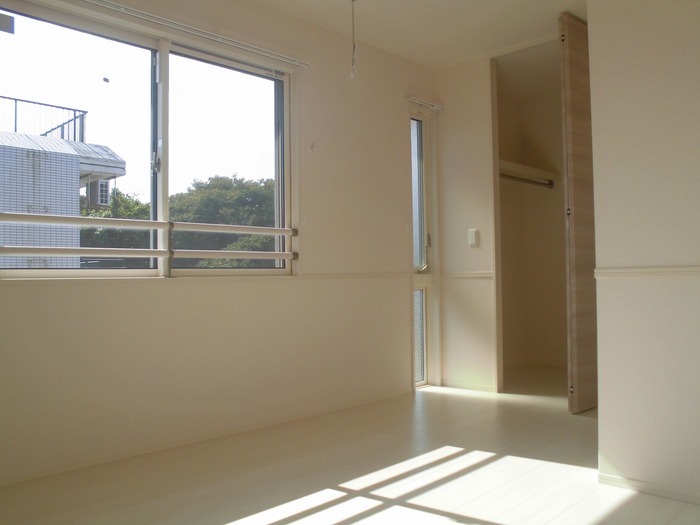 ラマージュⅥ ベッドルーム