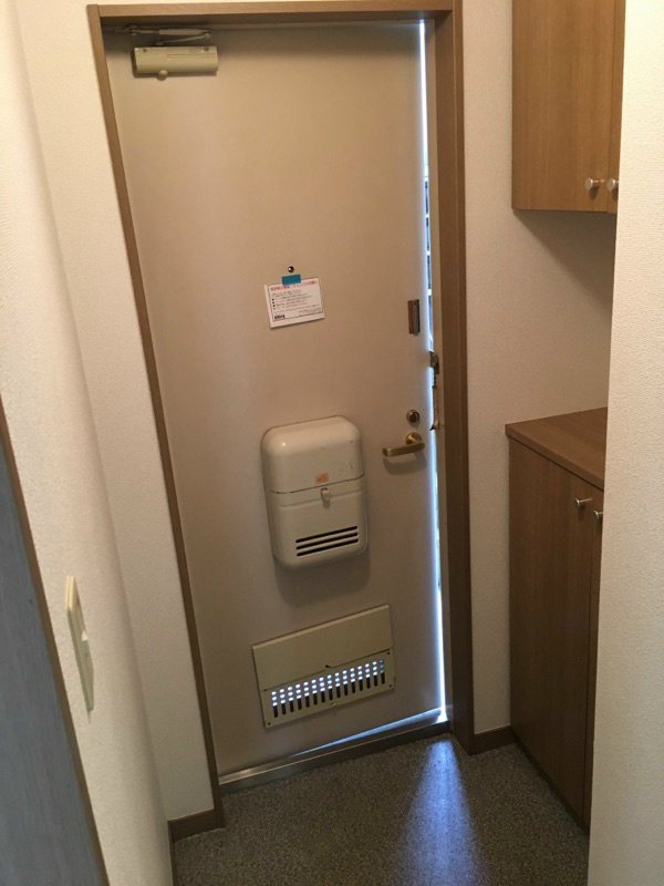 メゾンパサニア  玄関