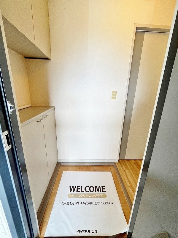 エヴァーグリーン紫の池　Ｃ棟 玄関