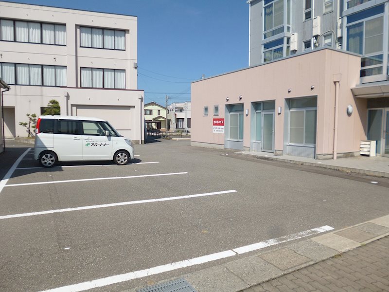 カホクハイツ 駐車場