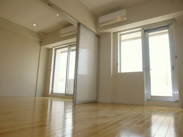 カスタリア 鶴見 ベッドルーム