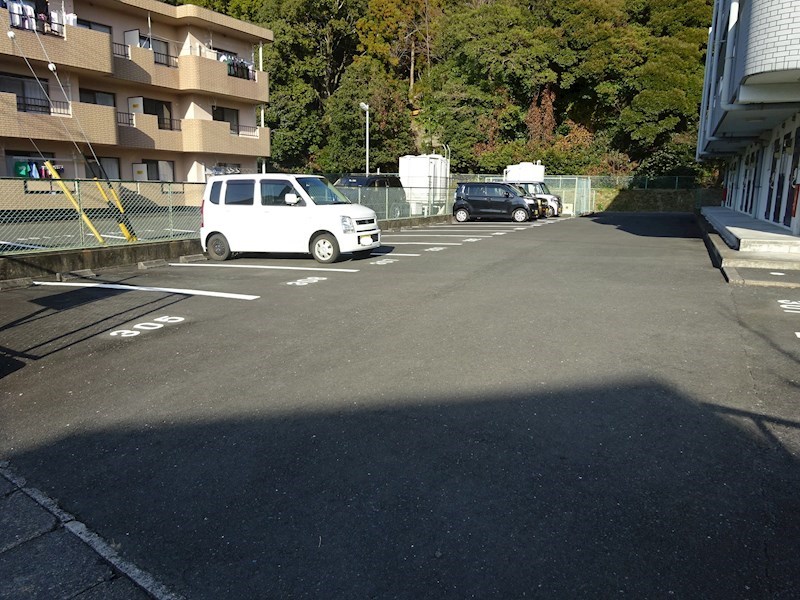 ハイツパピリオⅠ 駐車場