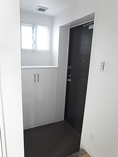 相原WESTビル 玄関