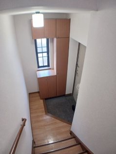 エルコートB 玄関