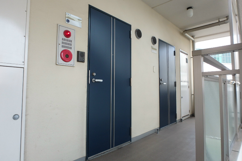 新百合ヶ丘駅前エクシアハイツ 玄関