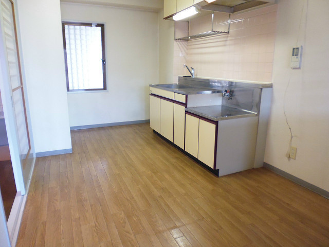 第2レクコーポ舞浜 リビング