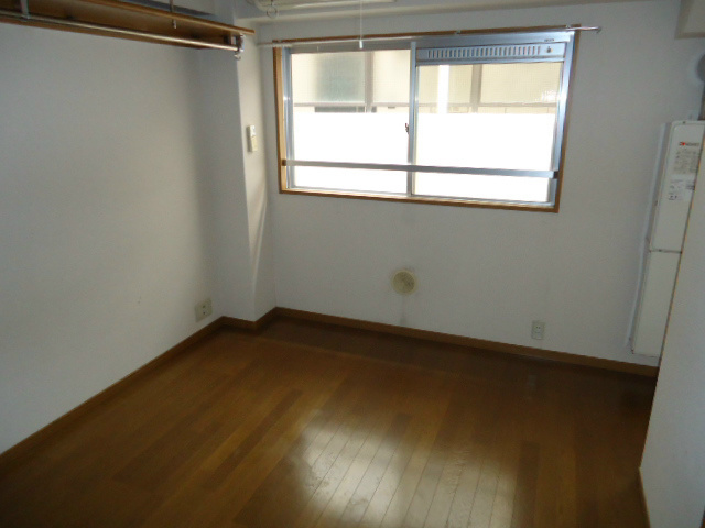 ラフィントール湘南 リビング