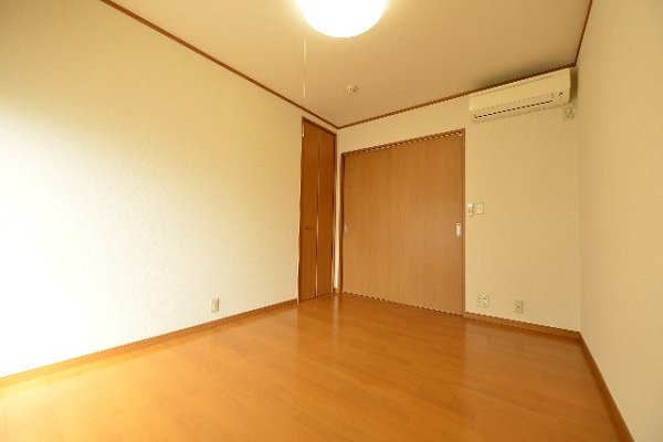 ベッドルーム