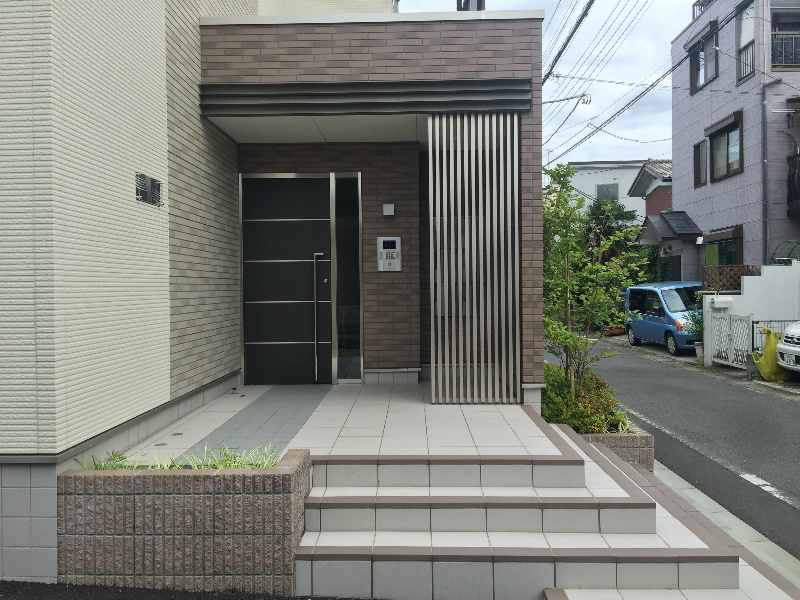 シンフォニアフレア 玄関