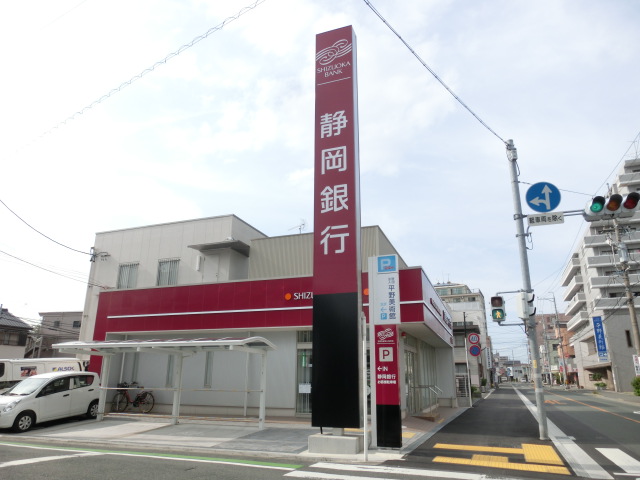 棒屋第五下池ハイツ  銀行