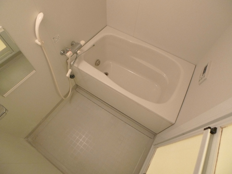 チェリーカーサ２番館 風呂画像