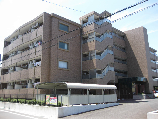 シャトー草薙 外観