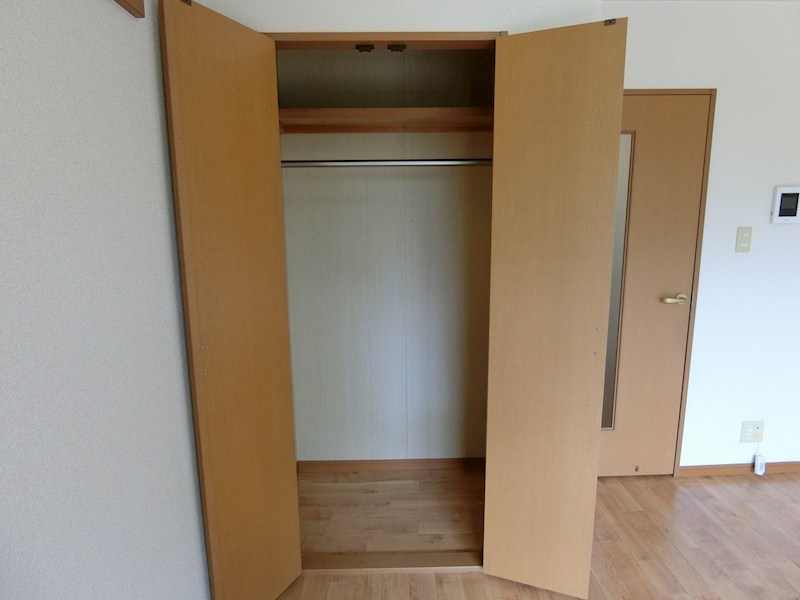 ウイングハイツ 収納