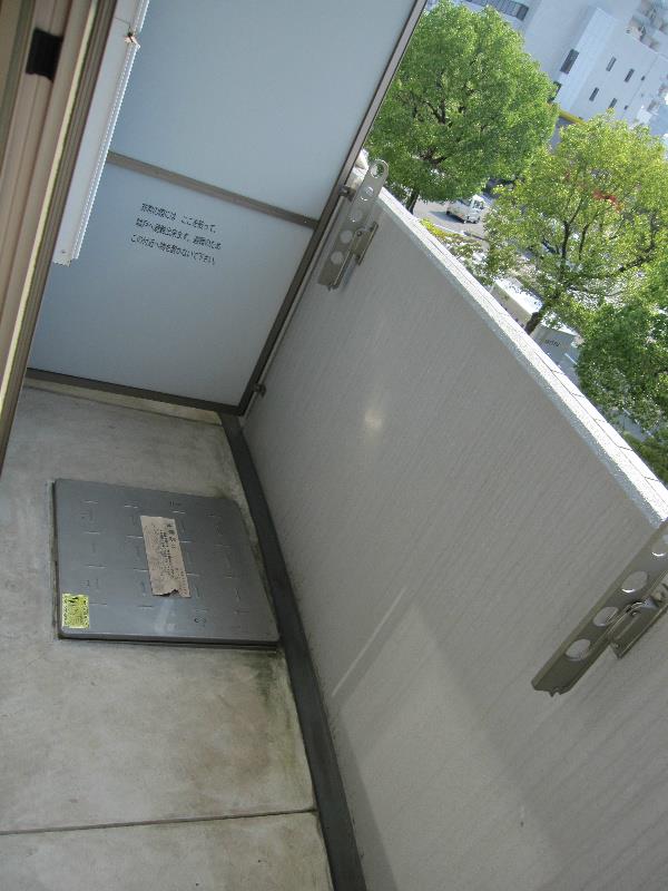 アルジャン・トゥール ベランダ