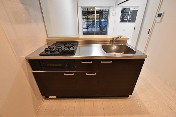 アクシオ三萩野 キッチン