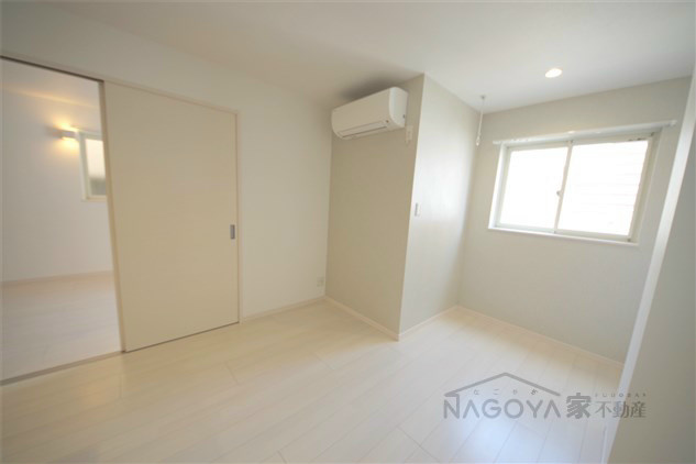 グランレーヴ千代田 リビング