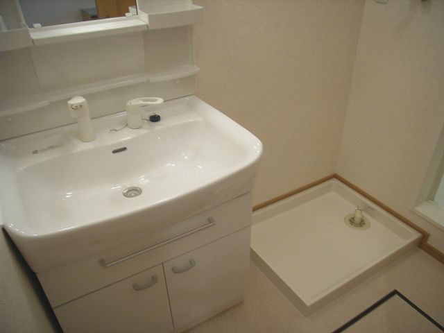 アセント・ヴィラI その他8