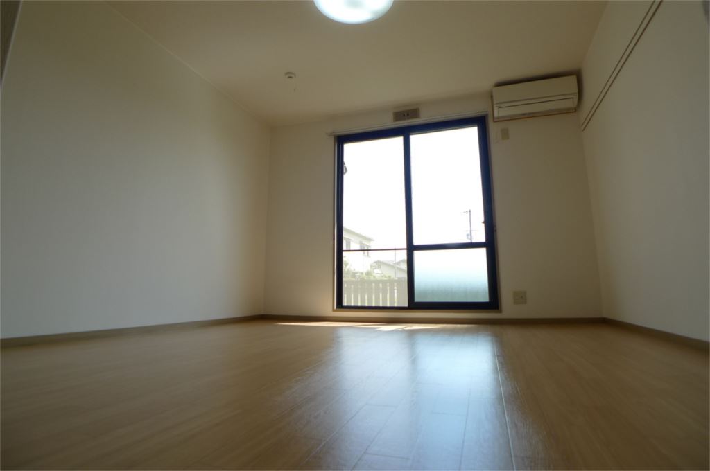 ハイネス本荘 リビング