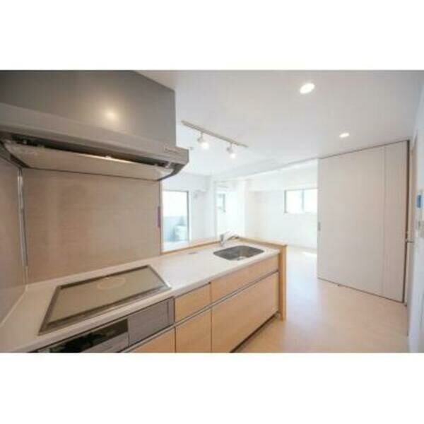 ルーエ錦 キッチン