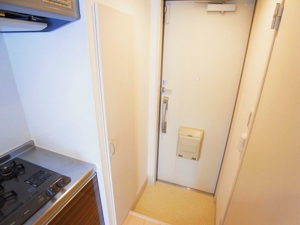 リブリ・豊四季セブン 玄関