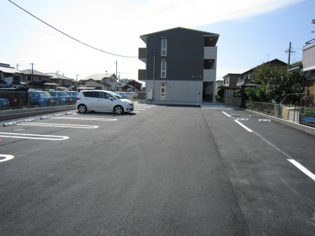ＣＨＡＲＭＥ Ⅱ 駐車場