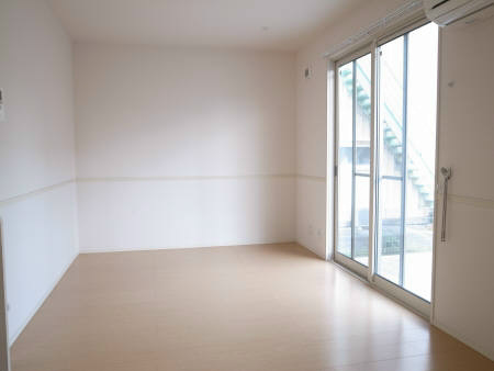 メゾンプレーヌ天竜川C ベッドルーム