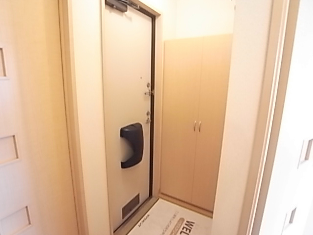 サンロイヤル 玄関