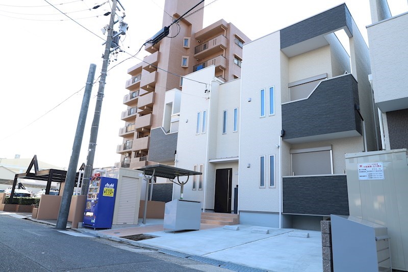 Grandtic Residence 堀田 外観写真