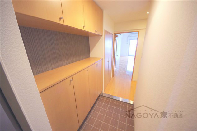 セイント橘 玄関